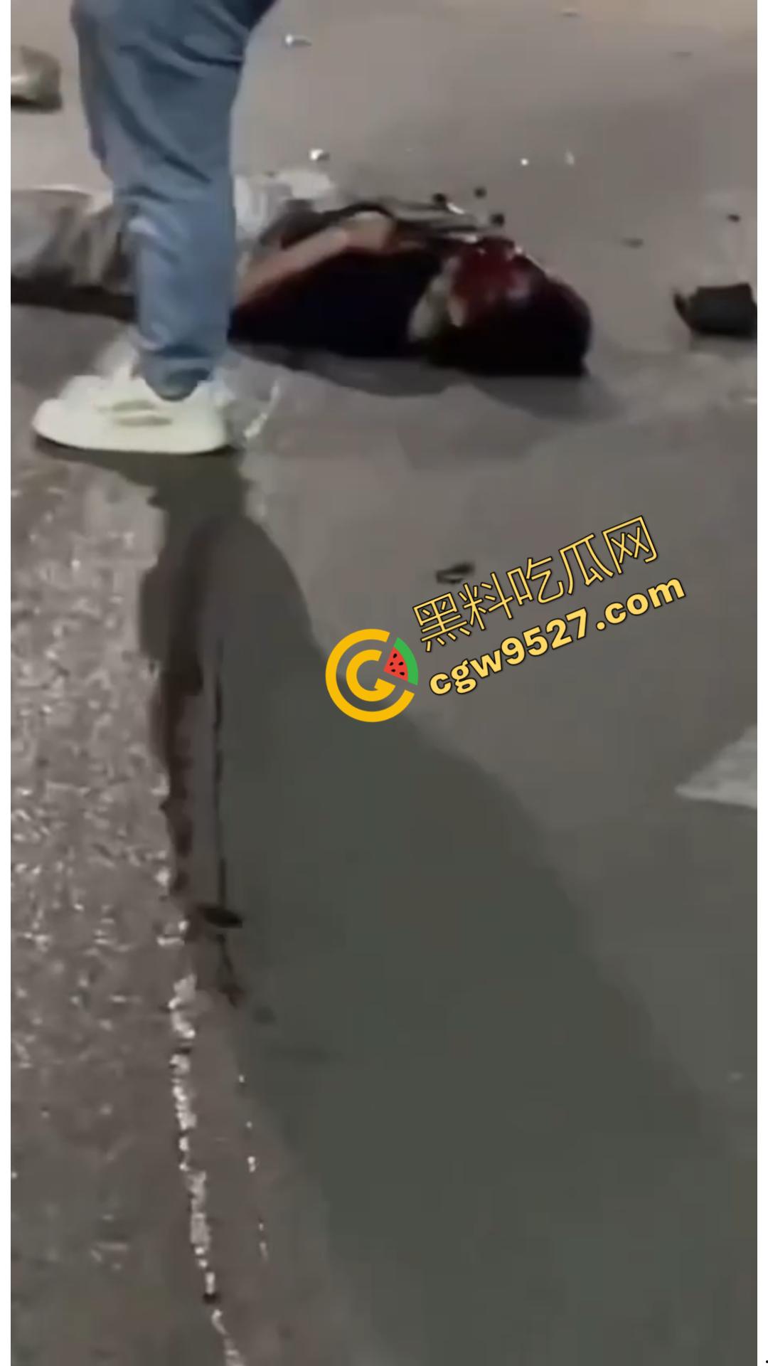 景德镇街头上演惊魂一幕:40岁男子开车撞人导致2死1伤的惨烈悲剧,只因赌博令人丧失理智 第6张 景德镇街头上演惊魂一幕:40岁男子开车撞人导致2死1伤的惨烈悲剧,只因赌博令人丧失理智 第6张