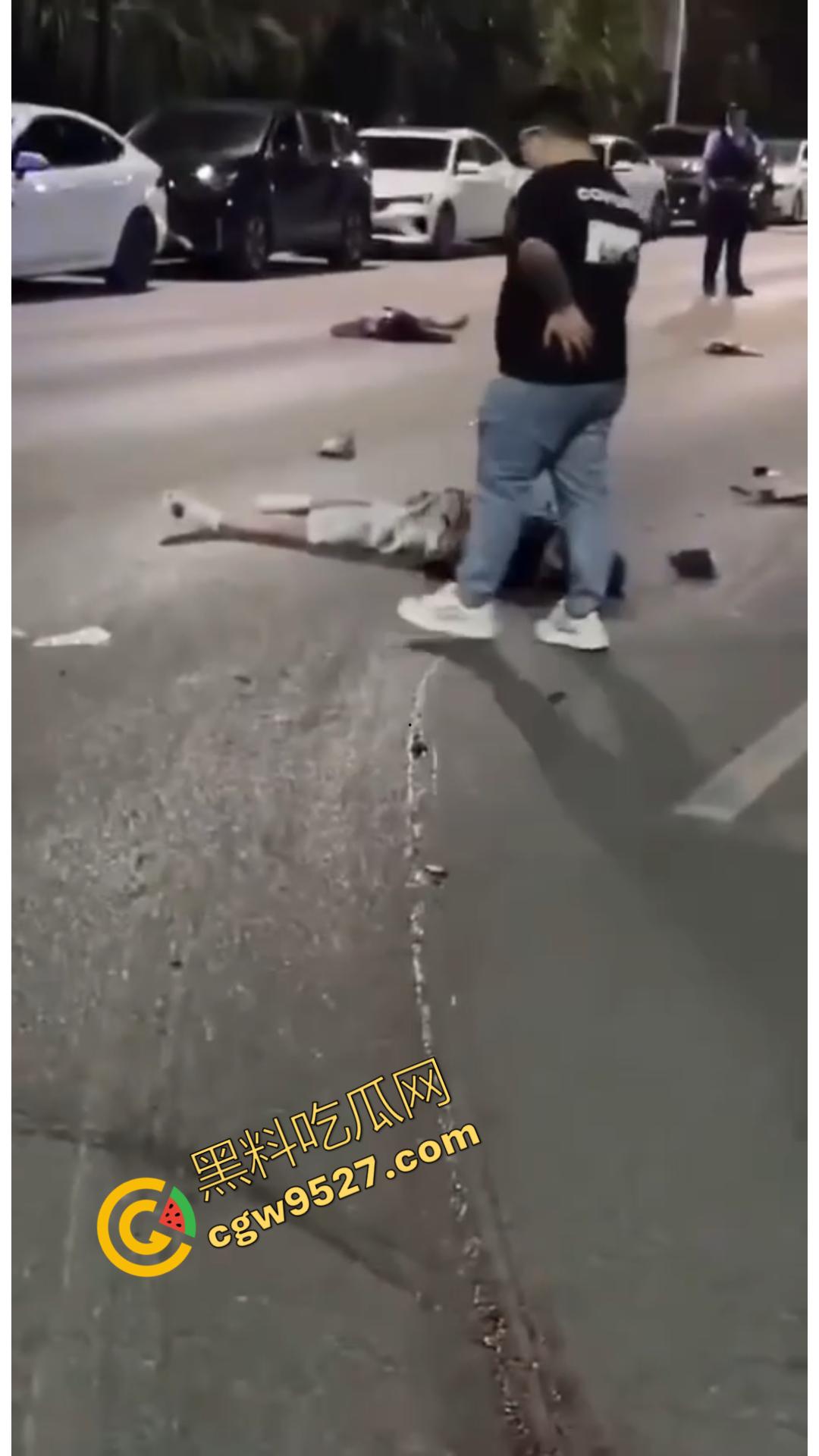 景德镇街头上演惊魂一幕:40岁男子开车撞人导致2死1伤的惨烈悲剧,只因赌博令人丧失理智 第9张 景德镇街头上演惊魂一幕:40岁男子开车撞人导致2死1伤的惨烈悲剧,只因赌博令人丧失理智 第9张