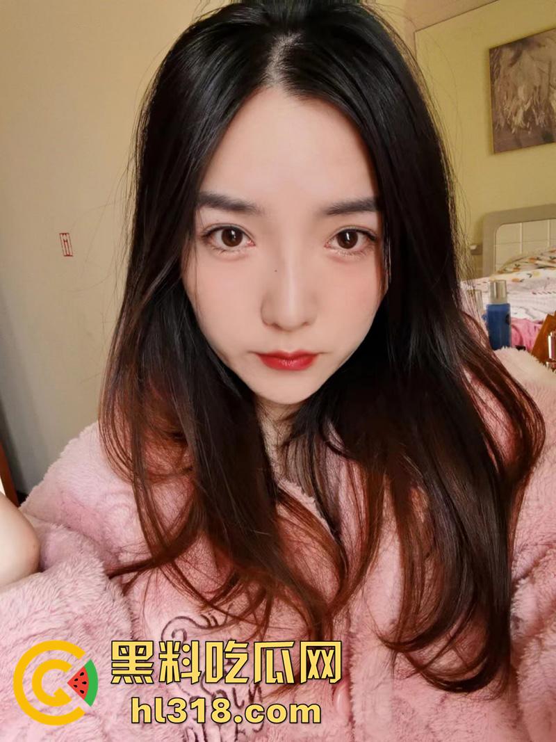 同城约炮女主播娜娜，高颜值巨乳微胖尤物，一个跑车直接拿下，扛腿爆操骚劲十足，被各种爆操抽插！  第1张