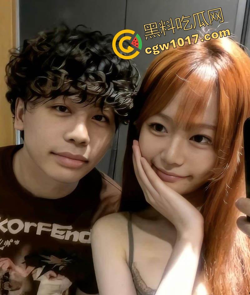 昔日抖音第一枪【厄卡伦】重出江湖,回归第一炮还是给了老情人,高颜值反差人妻,全程露脸舔掉骑乘,骚到飞起! 第4张 昔日抖音第一枪【厄卡伦】重出江湖,回归第一炮还是给了老情人,高颜值反差人妻,全程露脸舔掉骑乘,骚到飞起! 第4张