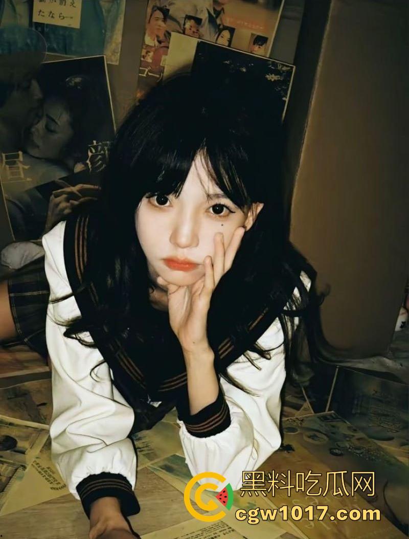 抖音高颜值网红【不要乱倒垃圾】早期私密视频曝光,极品尤物露脸深情口交深喉, 高清无码甜妹人设崩塌! 第3张 抖音高颜值网红【不要乱倒垃圾】早期私密视频曝光,极品尤物露脸深情口交深喉, 高清无码甜妹人设崩塌! 第3张