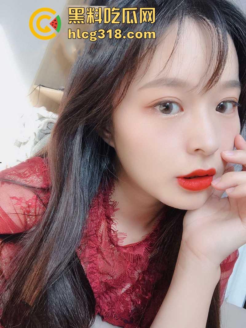 极品清纯嫩妹【宋涣莹】表里不一的反差婊，平日温柔贤淑私下竟然是个性瘾患者，不良视频曝光流出。  第4张