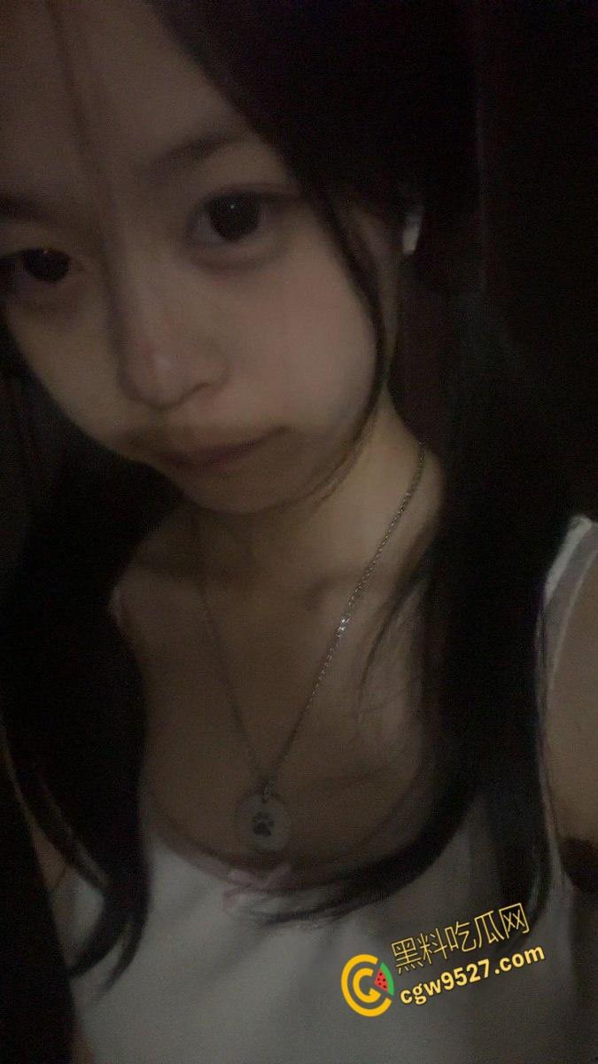 极品清纯女友【宋雨文】，微胖的身材干起来才是最带感的，托着蜜桃臀女上骑乘，呻吟声魅惑入骨 !  第5张