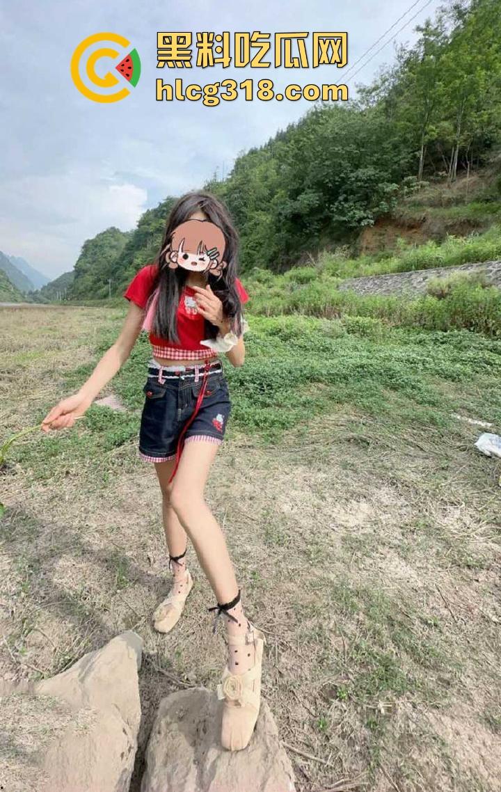 海角乱伦,跟女儿去户外露营,在帐篷里扣着女儿的骚逼 扇着女儿的翘臀打桩内射她! 第1张 海角乱伦,跟女儿去户外露营,在帐篷里扣着女儿的骚逼 扇着女儿的翘臀打桩内射她! 第1张