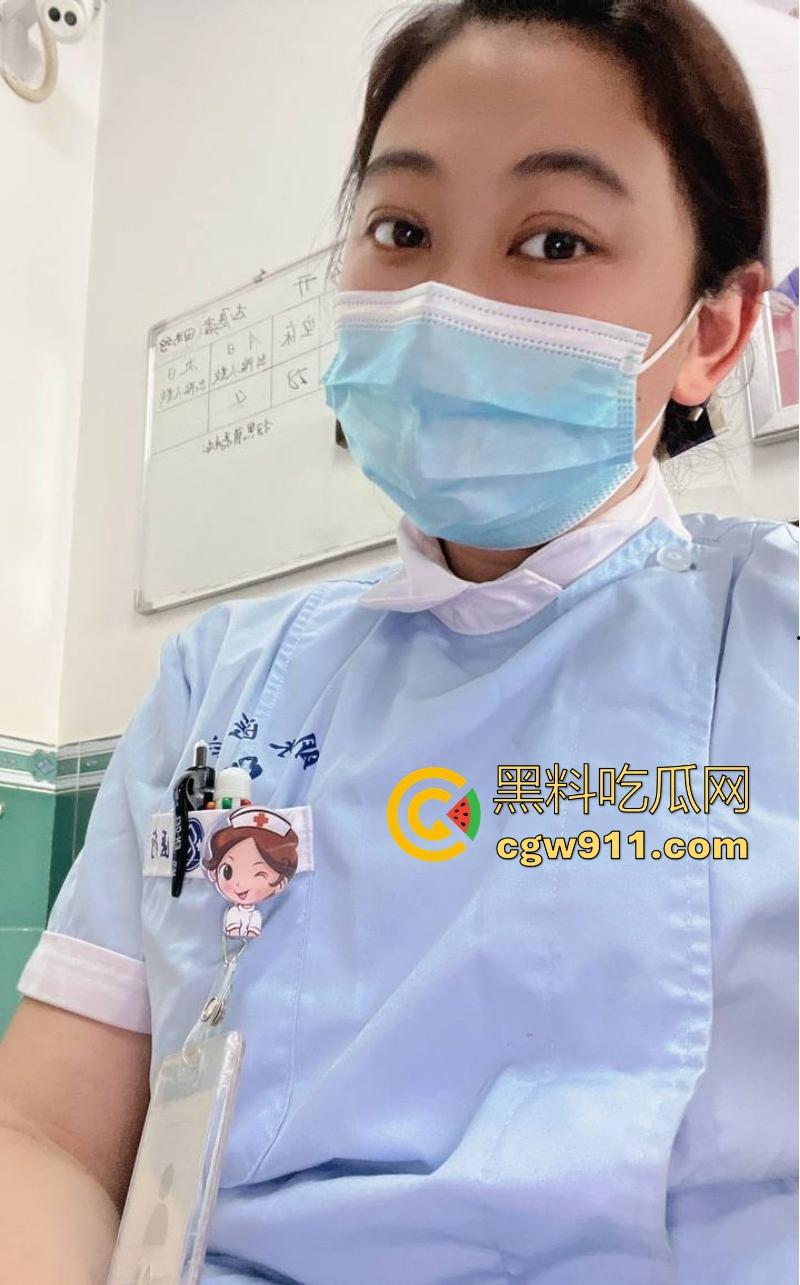 黑龙江第一人民医院【王蕾】社交软件约到的骚货护士,线上聊骚线下操逼深喉口交,内射小穴骚得很有韵味! 第1张 黑龙江第一人民医院【王蕾】社交软件约到的骚货护士,线上聊骚线下操逼深喉口交,内射小穴骚得很有韵味! 第1张