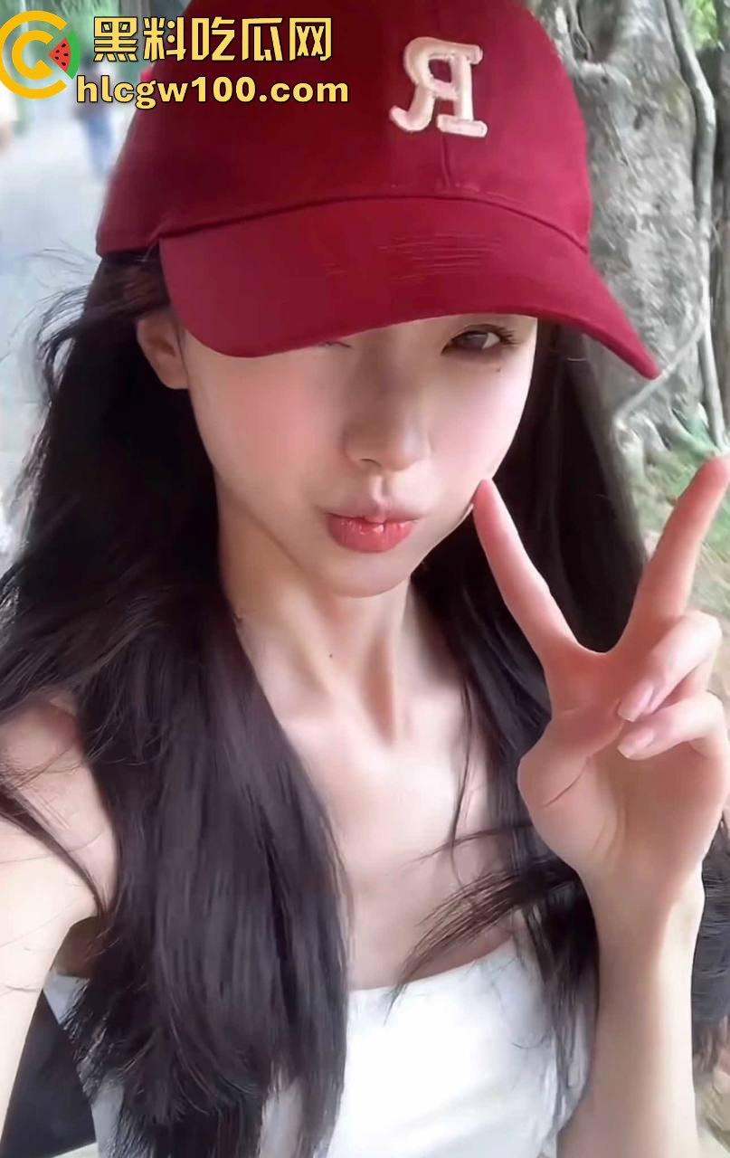 河南渣女『戚梦菲』跟男友兄弟滚床单还嘴硬 说爱你也爱他不算出轨 还想三人一起过,这个逼是双开门冰箱吗? 第18张 河南渣女『戚梦菲』跟男友兄弟滚床单还嘴硬 说爱你也爱他不算出轨 还想三人一起过,这个逼是双开门冰箱吗? 第18张