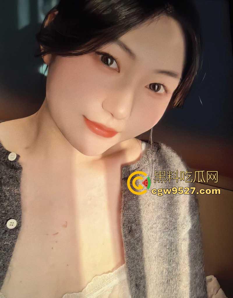 河北工业大学微胖学姐【林琮】约炮视频被曝，露脸口交深喉吞屌，被情夫操的淫叫不止，纯纯的骚母狗！  第5张