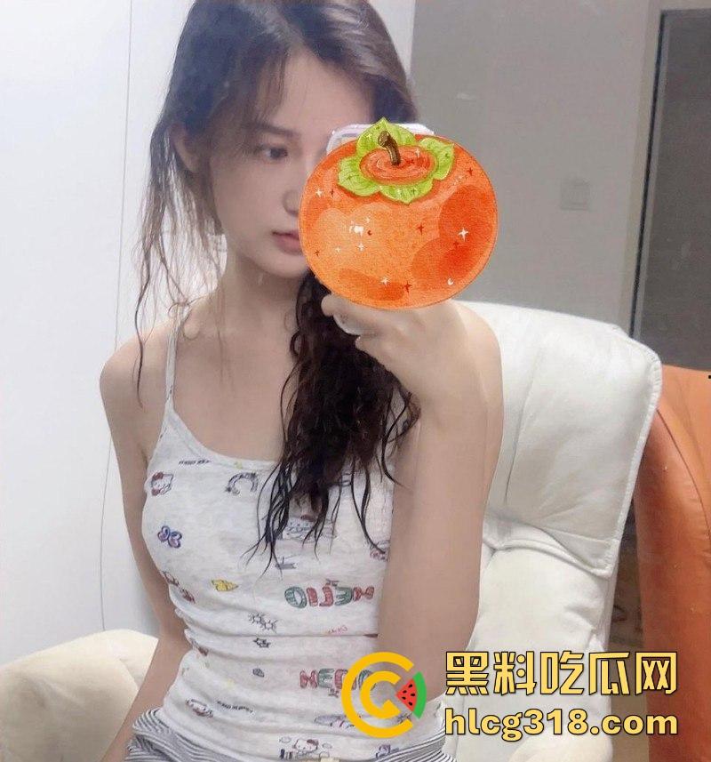 河南农业大学应届毕业生【李筱莹】下海接客曝光！实习老师化身足控女王，人靓足美服务到位！  第4张