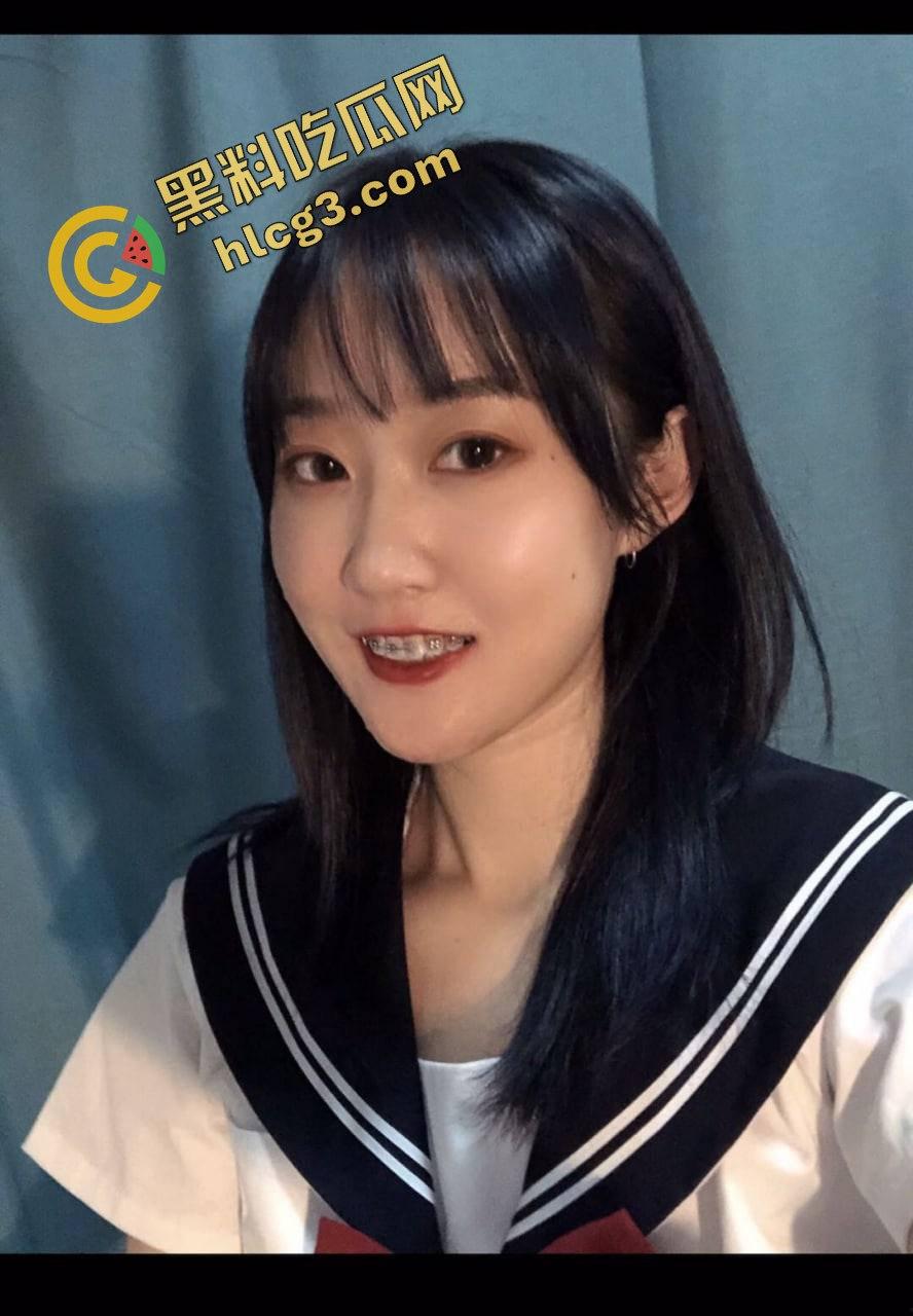 上海交通大学极品反差婊『徐雅茹』肉眼可见的骚 不雅性爱合集通通泄密流出！  第2张