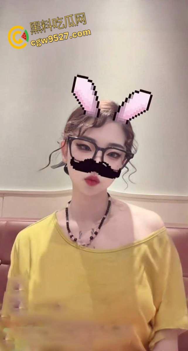 抖音高颜值网红【沐沐不吃姜】,大量不雅视频流出,清纯尤物被金主包养调教,性感翘臀遭指奸花式抠弄! 第4张 抖音高颜值网红【沐沐不吃姜】,大量不雅视频流出,清纯尤物被金主包养调教,性感翘臀遭指奸花式抠弄! 第4张