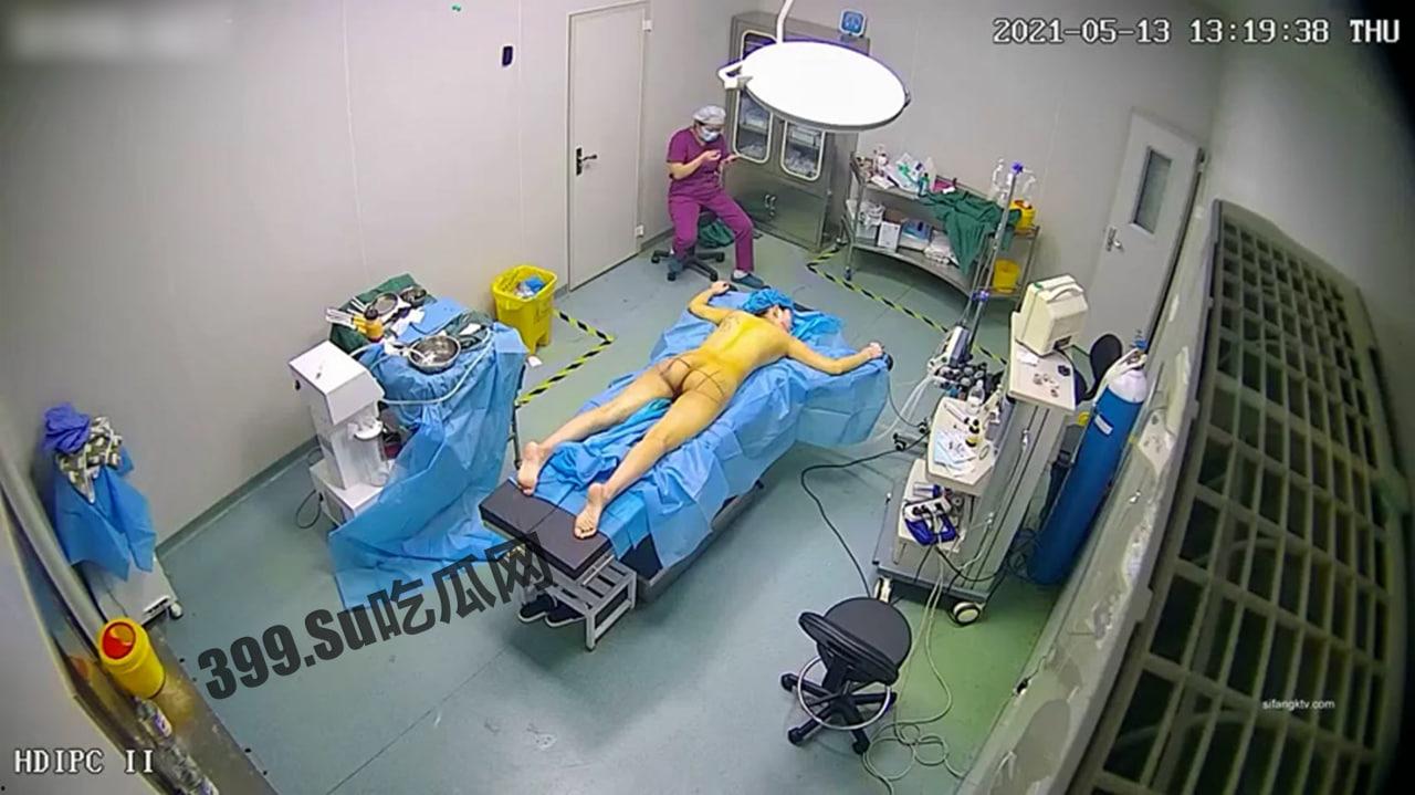 监控流出 珍稀资源黑客破解整形医院摄像头偷拍妹子脱光光做抽脂麻醉过后疼得哭蒙了圈  第1张