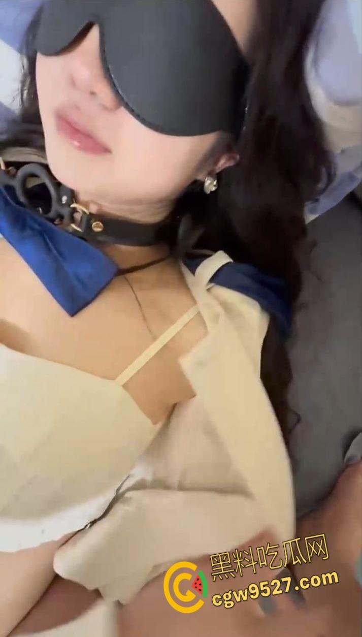 M属性的母狗姐姐正收拾屋子,强推捆绑蒙眼调教,弟弟坚硬肉棒对着肥美翘臀疯狂输出,操得姐姐潮喷不止! 第5张 M属性的母狗姐姐正收拾屋子,强推捆绑蒙眼调教,弟弟坚硬肉棒对着肥美翘臀疯狂输出,操得姐姐潮喷不止! 第5张