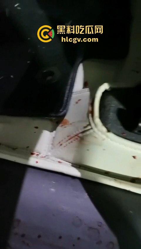 瓜友投稿提新车还得见血?智己测评见鸡血,婆婆竟找神婆做法,这年头唯物主义去哪了? 第3张 瓜友投稿提新车还得见血?智己测评见鸡血,婆婆竟找神婆做法,这年头唯物主义去哪了? 第3张