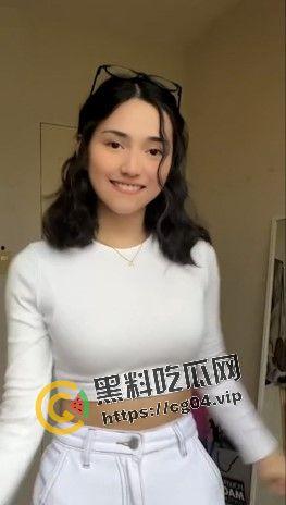 菲律宾网红【juls】和男朋友做爱视频流出  喜欢展示自己分享生活的妹子 欧美混血 颜值非常顶 第6张