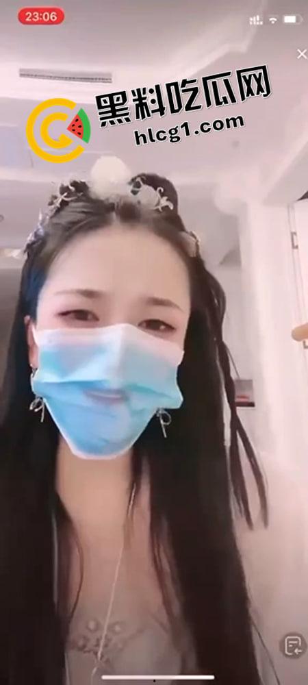 b站UP主【奈妮】直播喷水现场! 付费大佬远程遥控跳蛋操作到把水喷上天花板 真的太会整活了 第2张 b站UP主【奈妮】直播喷水现场! 付费大佬远程遥控跳蛋操作到把水喷上天花板 真的太会整活了 第2张