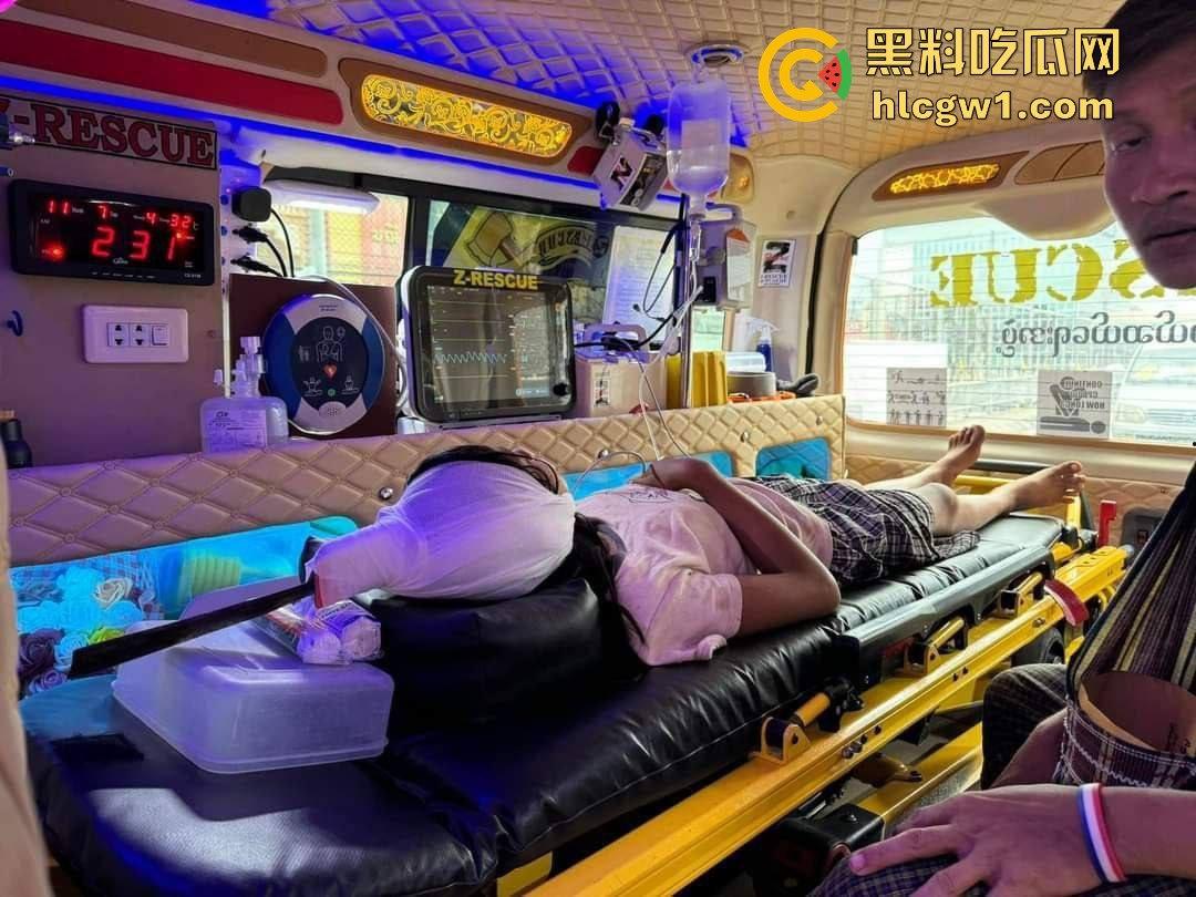 妙瓦底一女孩头部被刀插入！竹片墙掉刀酿惨剧，紧急送往泰国湄索医院！  第6张