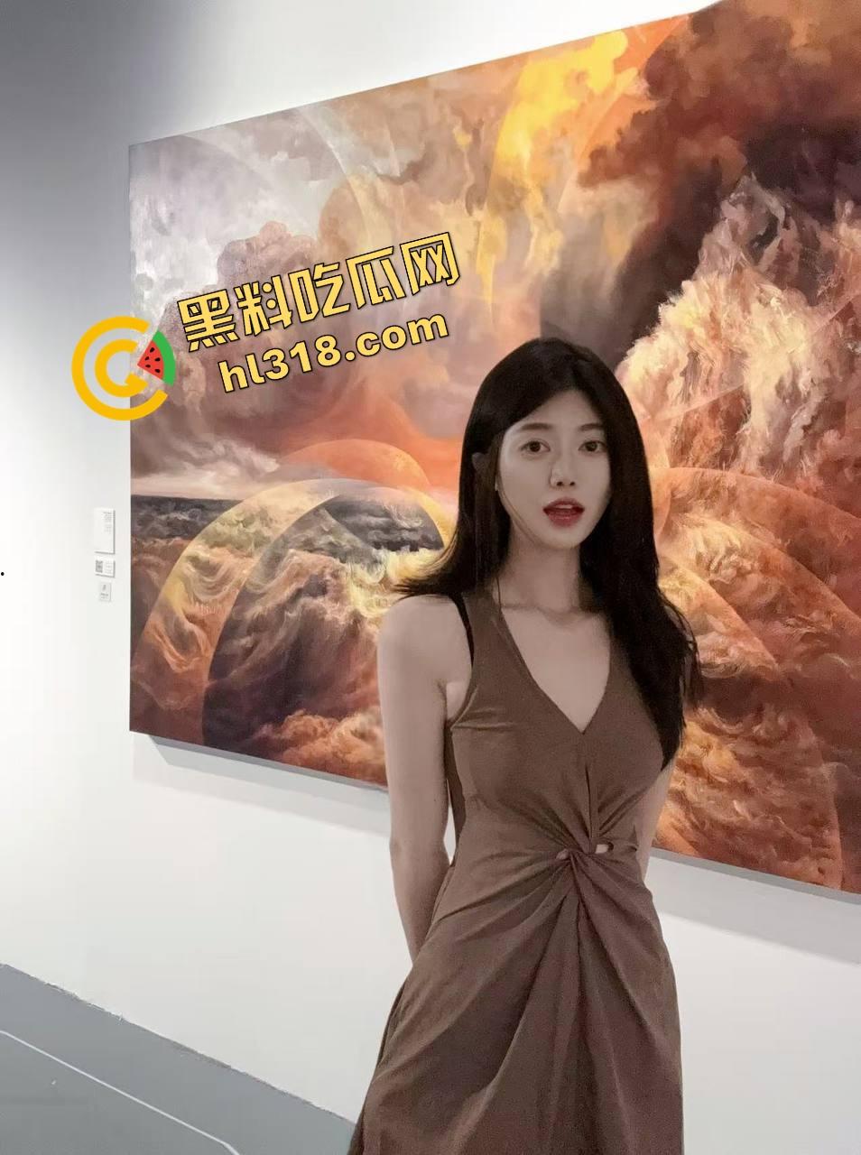 广东人妻疯起来连鸡都怕，酒吧养鱼勾小哥哥撸到崩溃，家里逼老公演禽兽，回家还让老公强奸她！  第3张