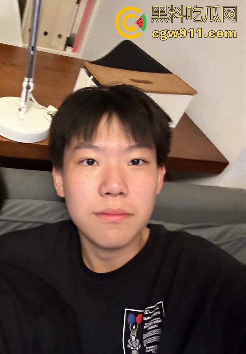 师生乱伦事件，上海二中高中女教师【张越】， 出轨16岁学生吴栋申，被丈夫实名举报出轨，聊天记录曝光！  第16张