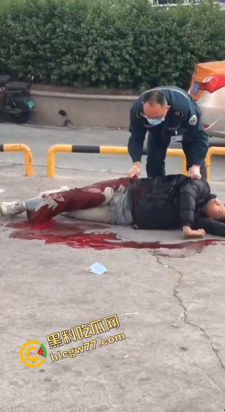 泰安万达精神小伙发疯出事,一言不合打人致死,这年头监狱都快成精神小伙培训基地了! 第10张 泰安万达精神小伙发疯出事,一言不合打人致死,这年头监狱都快成精神小伙培训基地了! 第10张