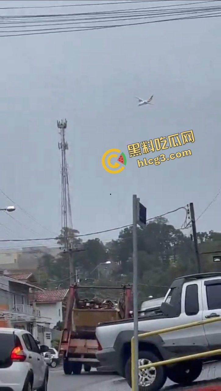 坠机空难事件！巴西一架客机坠毁圣保罗 空中盘旋撞击地面 机上62人全部死亡！  第4张