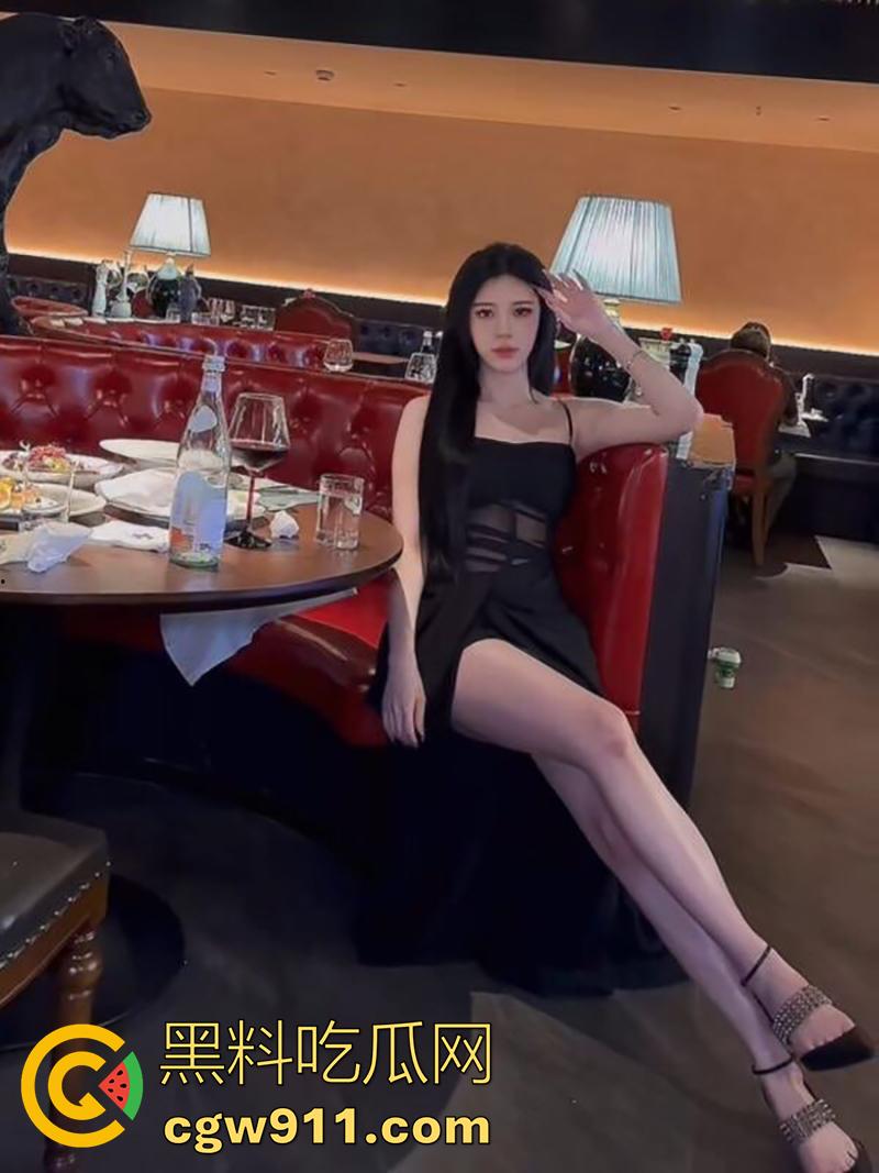 抖音13万粉网红【Wasasa】，逆天长腿尤物女神，流出两条与土豪秘密私约自拍短片，吃鸡技术超一流！  第6张