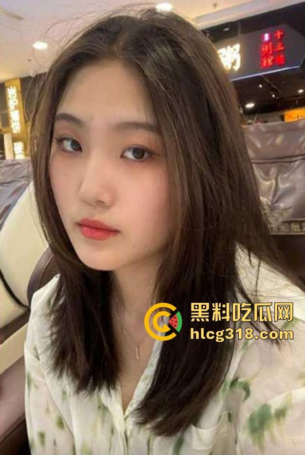 连云港职业技术学院微胖反差婊【王娅楠】真是王者爱好者 做爱期间还不忘开把王者 边操边打! 第3张 连云港职业技术学院微胖反差婊【王娅楠】真是王者爱好者 做爱期间还不忘开把王者 边操边打! 第3张