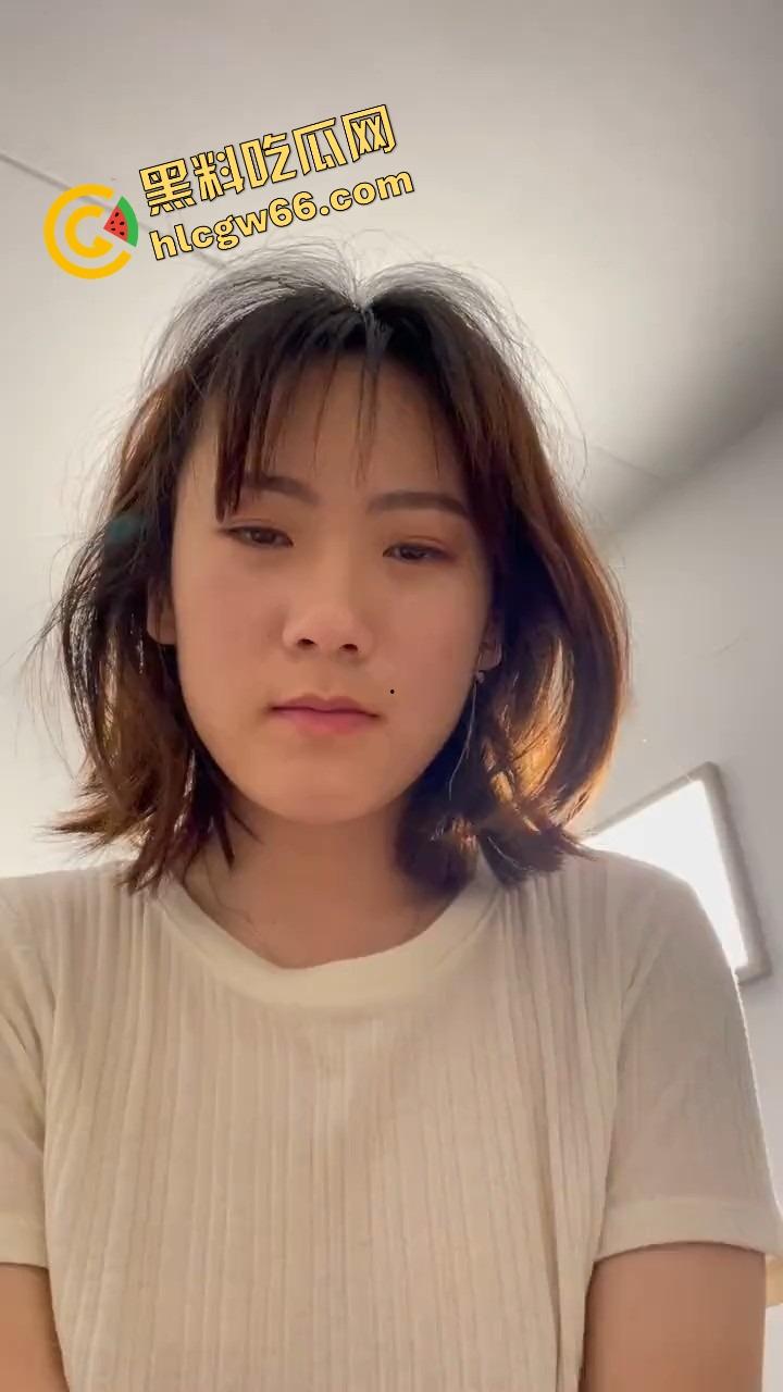 济南读研骚女清明连操48小时，文静女友阴毛浓逼肥浪，高潮发骚像疯狗，口爆腥精吃到上瘾！  第1张