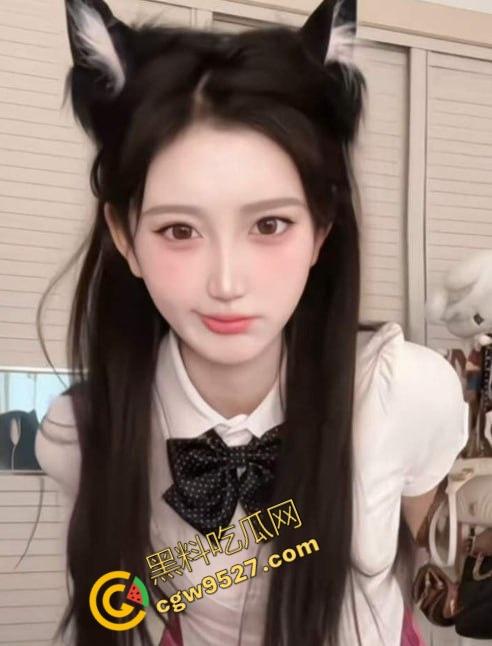 当红短剧女演员杨珊子被潜规则？酒店露脸被操，淫叫声都可射，女神变母狗，粉丝心碎一地！  第3张