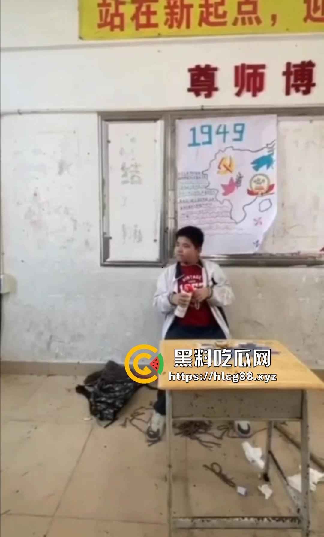 吴川三中一群人渣围殴弱智学生塞嘴逼打飞机，学校还他妈忙着捂嘴护畜生！  第9张