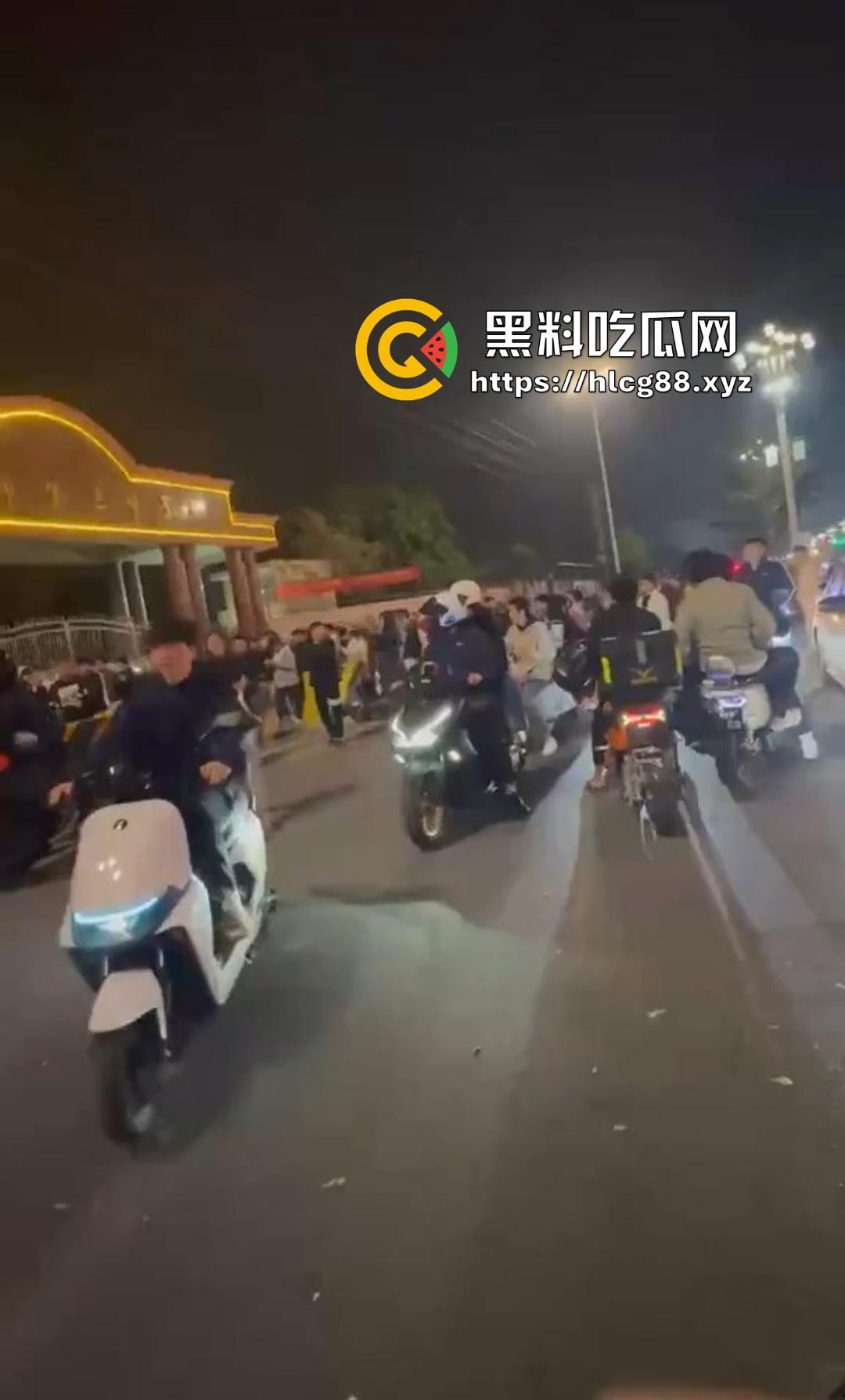 吴川三中一群人渣围殴弱智学生塞嘴逼打飞机，学校还他妈忙着捂嘴护畜生！  第14张