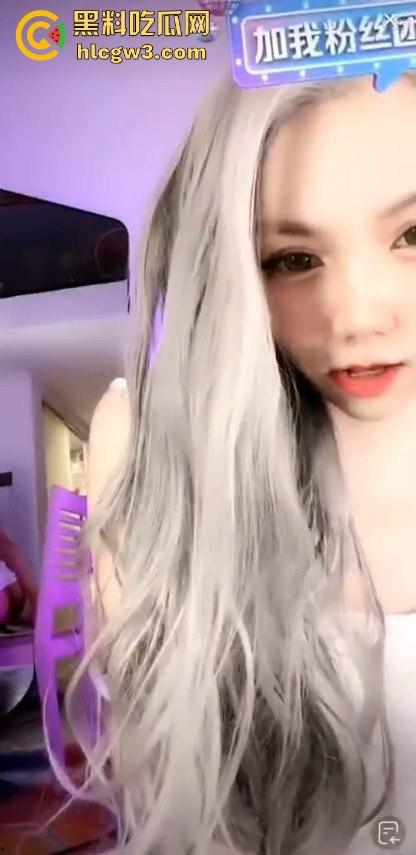 抖音网红【萝漫莉】直播福利版流出,假鸡吧自嗨狂摆,演得大哥们鸡巴硬到不行 独家爆料! 第11张 抖音网红【萝漫莉】直播福利版流出,假鸡吧自嗨狂摆,演得大哥们鸡巴硬到不行 独家爆料! 第11张