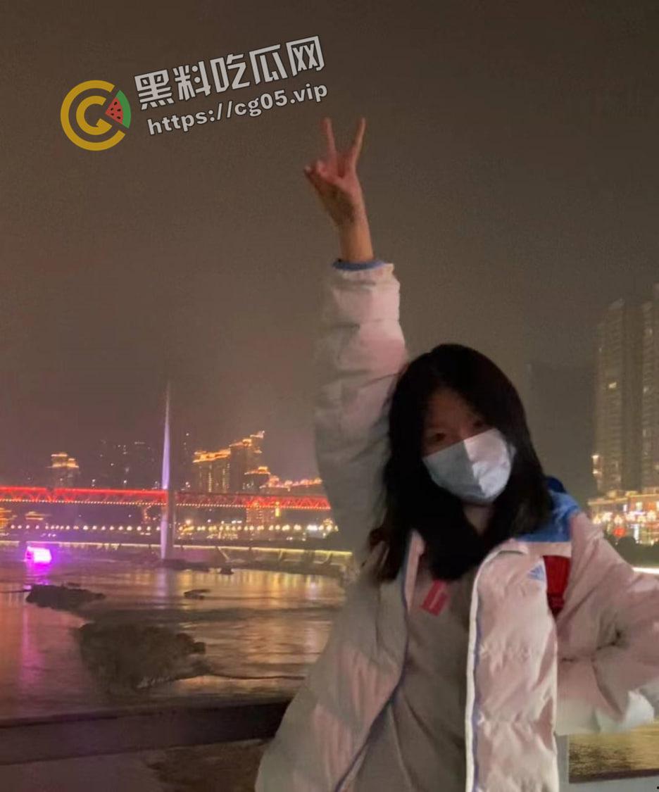 瓜友投稿！重庆母狗【伍雅馨】想被包养 收了钱不办事无视金主爸爸被曝光 私密视频流出  第15张