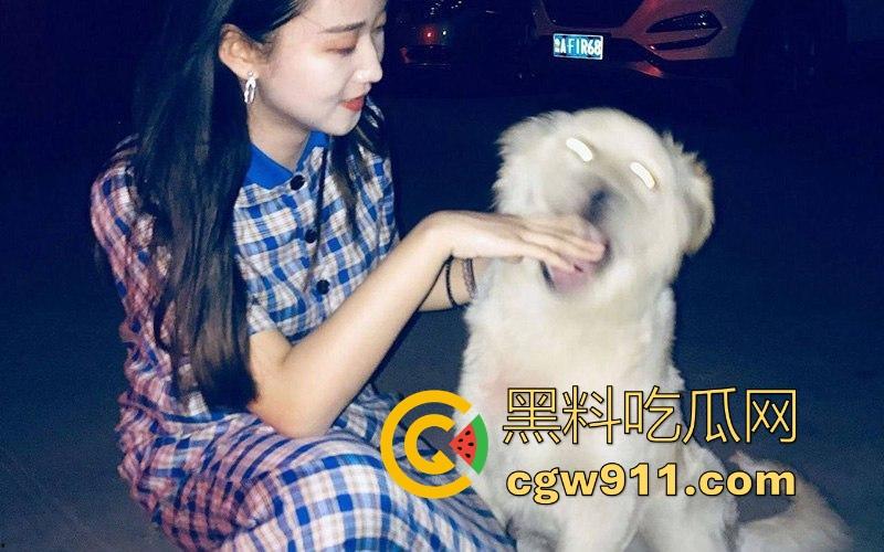 武汉师范大学【江恩凡】私密私拍泄密，清纯可爱高颜值少女，翘臀高撅手指插穴，骚穴猛操喷水！  第8张