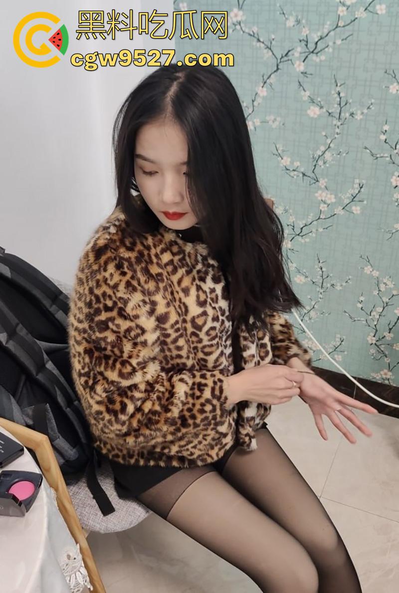 苏州师范女神【王梦涵】，身材高挑大长腿尤物，被男友拍摄做爱视频，后入爆操蜜桃臀叫声超诱人！  第2张