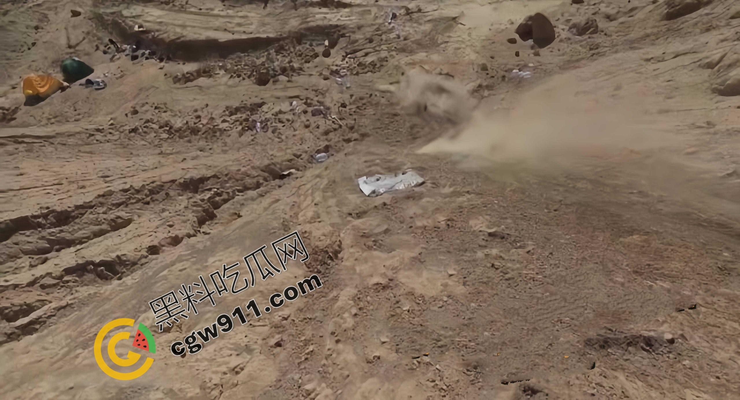 新疆吐鲁番：极限跳崖！山地速降的年轻爱好者壮烈10米跳崖，血染岩壁，英雄折翼  第9张