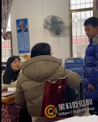 湖南湘潭栗山镇金泉学校老师打骂学生事件 官方回应已停职 然而拍摄视频者受到威胁  第5张