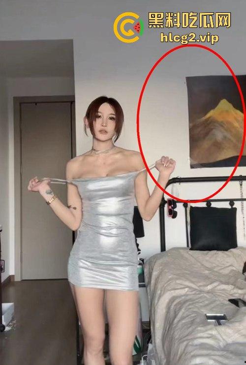 抖音网红小张不在家与金主激烈大战！女仆装黑丝诱惑，粉鲍紧致让人看得口干舌燥！  第4张