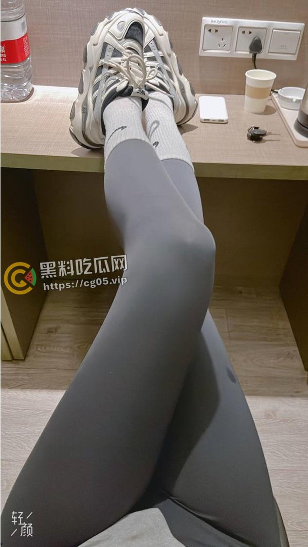 大连商务职业技术学院【王玥可】先天口交足交圣体 做爱视频被绿帽阳痿男朋友曝光求侮辱  第4张