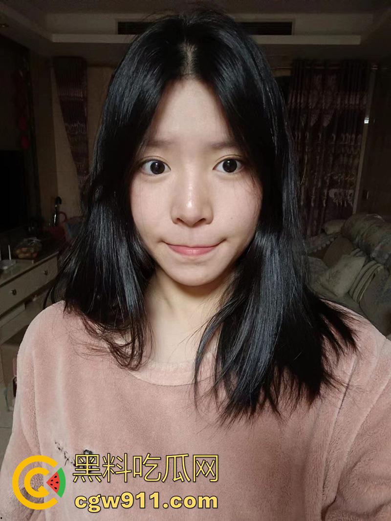 怀化极品小少妇【裴思莹】,平时端庄文雅,一副贤妻良母样,私下其实骚上天,约炮视频流出! 第2张 怀化极品小少妇【裴思莹】,平时端庄文雅,一副贤妻良母样,私下其实骚上天,约炮视频流出! 第2张