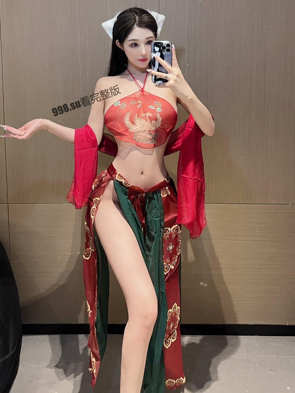 微博四十万粉丝极品美女  超辣的林一 微密圈福利 第2张