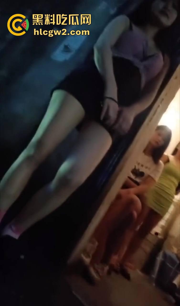 汕头骚鸡就业压力爆表 白天起步价150晚上200 嫩妹抱着价目表求大哥消费 粉丝赶紧进来吃福利！  第11张