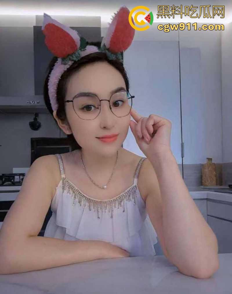 广东中医院反差护士【顾琳语】不雅视频流出，高知反差美女私下淫乱，饥渴暗骚出轨约炮 花式做爱超会玩！  第5张