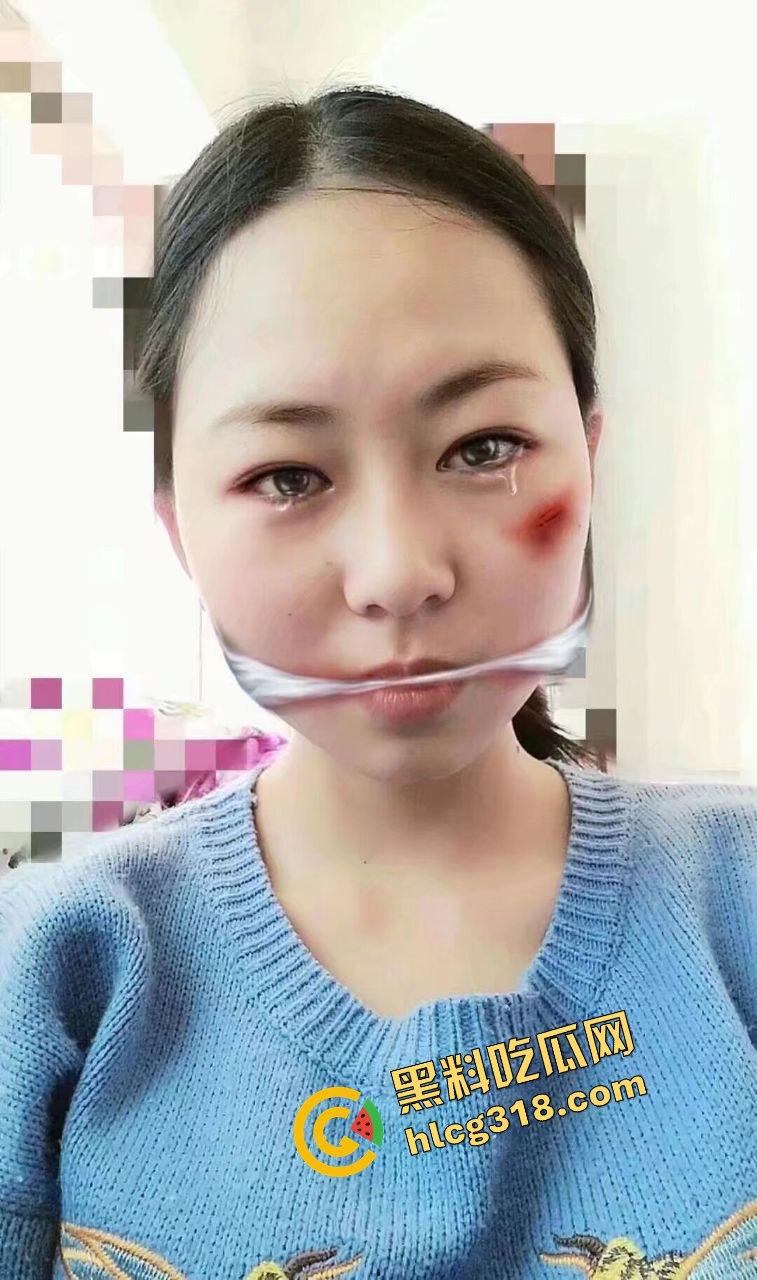 出轨上头后被玩成牲口，已婚白衣人妻『林妍』沦为情欲母狗，夜夜被炮友爆操调教，蹲地舔棒成奴隶！  第14张