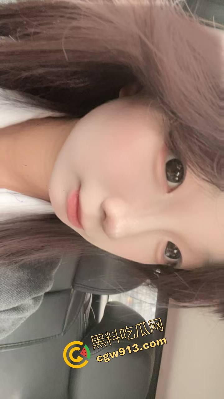 隔壁少妇【李倩倩】真会玩嘴巴当逼用，被我按着头加速操到眼泪鼻涕一把流，温热湿滑比飞机杯还绝！  第3张