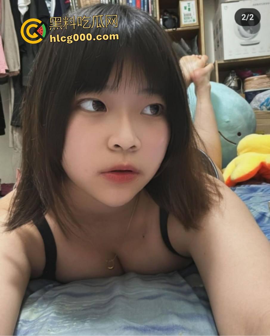 广州中医药大二【王娟娟】分手后变身欲女！水性笔插屁眼爽到翻白眼，怕是前男友满足不了分手的吧？  第1张