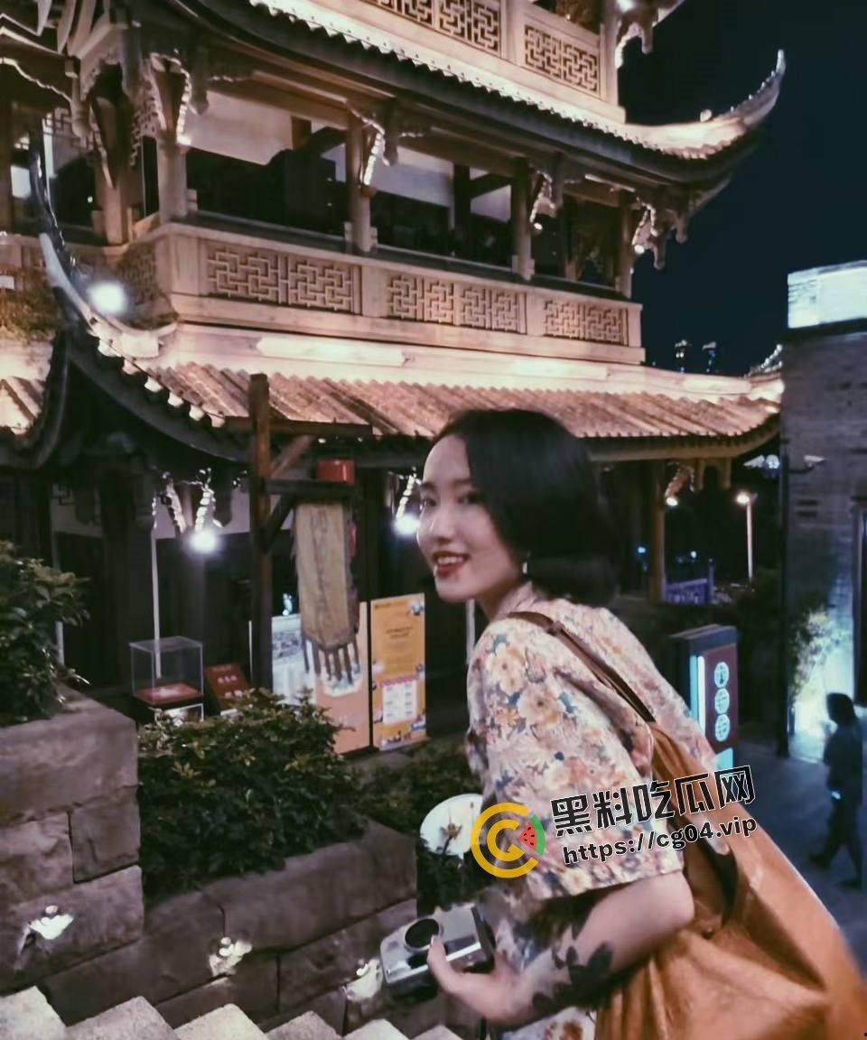 西安音乐学院【马雨宣】裸贷 被调教 成为大哥的母狗 喝尿 舔马桶 高度开发  第2张