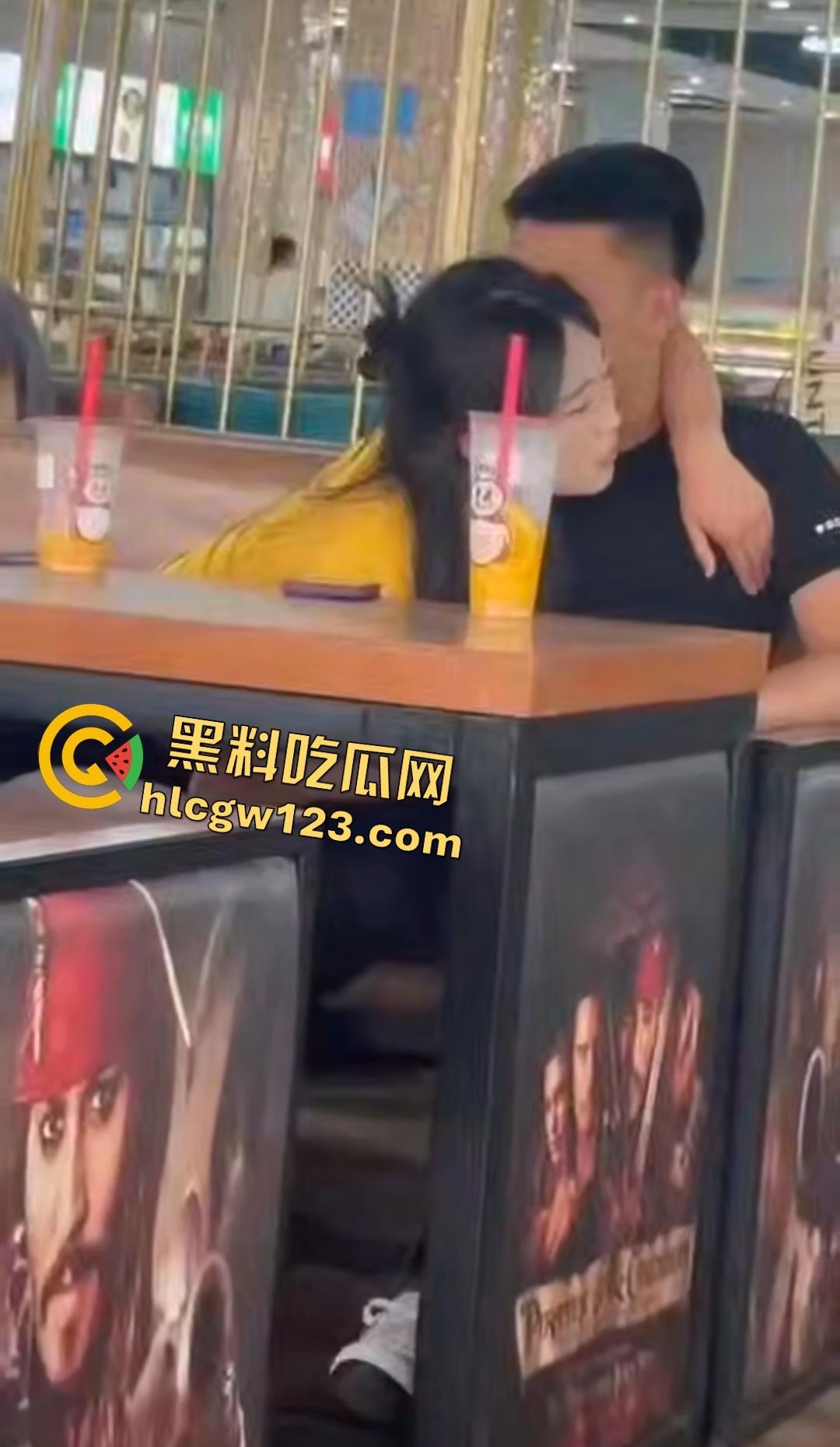 青岛技师学院食堂惊爆狗男女口交，蜜雪冰城边喝边舔，精子果茶就此诞生！  第5张