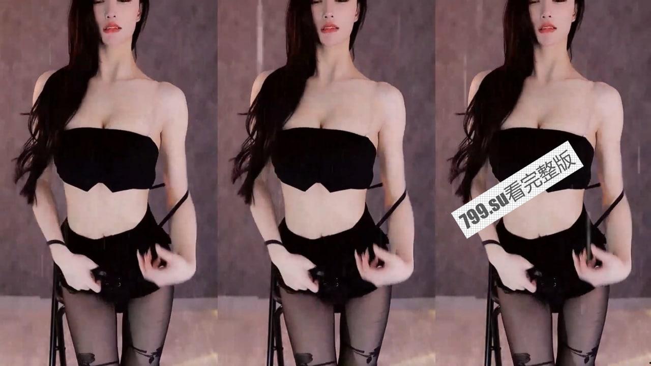 斗鱼极品女神【艾可乐】万元定制 劲曲 BGM 裸舞各种高潮脸极限挑逗  第2张