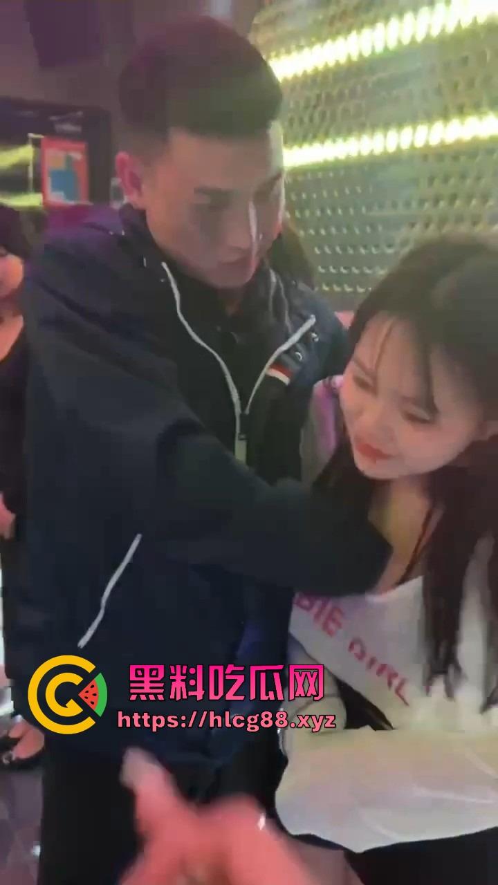 KTV操作指南,先验骚奶真伪,假货滚蛋真奶留下,玩不开快换下一浪蹄,摸得香唱得浪这才是该有的气氛! 第10张 KTV操作指南,先验骚奶真伪,假货滚蛋真奶留下,玩不开快换下一浪蹄,摸得香唱得浪这才是该有的气氛! 第10张