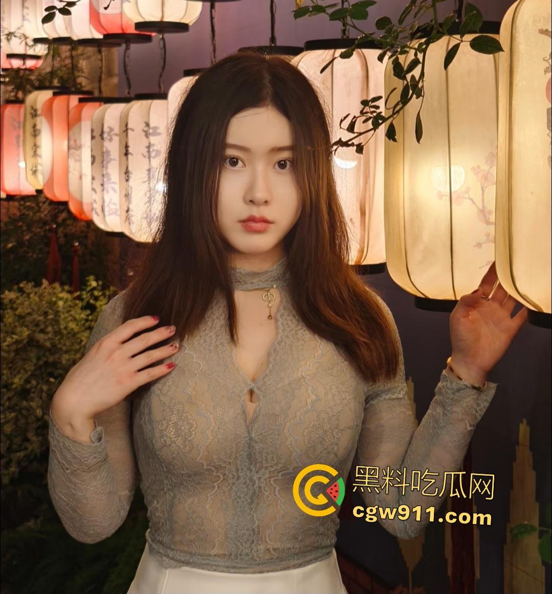 禽兽老爸操翻女儿！夜闯闺房巨屌捅烂嫩逼，精液灌满骚穴，女儿成肉便器，外面男人谁他妈比得上！  第1张